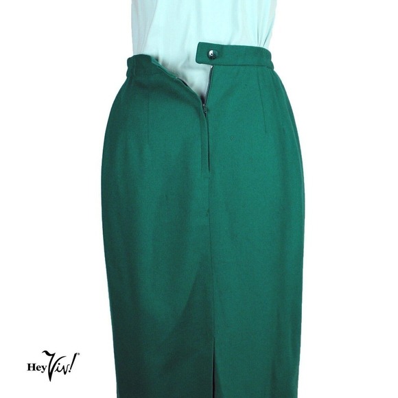Vintage Kelly Green Wool Pencil Skirt - Back Kick Pleat - 6 - W26 - Hey Viv - Picture 4 of 6